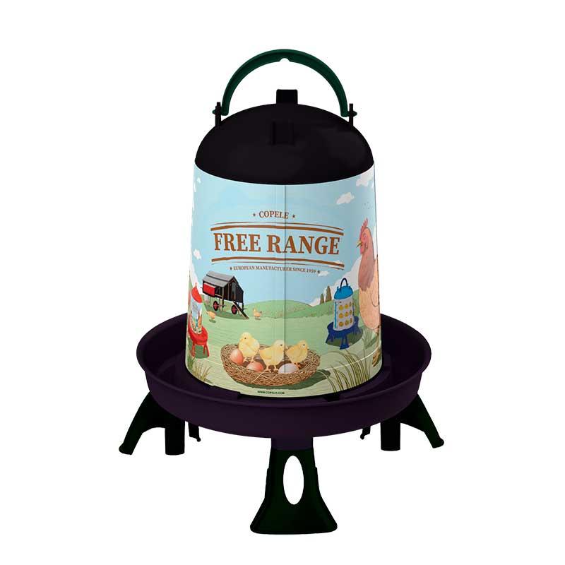 Bebederos Personalizables - Con etiqueta free range - color Reciclado, capacidad 5 l, patas Con patas, modelo Con etiqueta free range - referencia 30200 - Copele